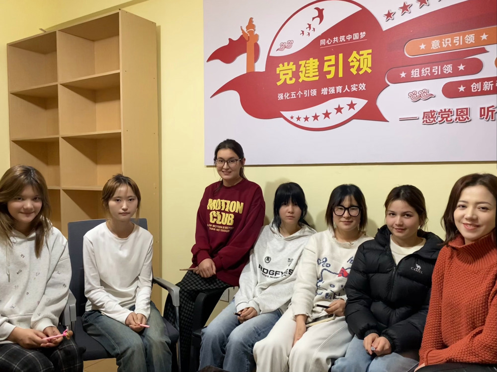 机电与能源学院顺利开展“心连心，宿有情”宿舍人际关系与心理调适团体辅导活动！