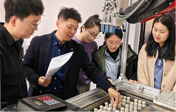 b3a80555ea1b488d815bd553b1e61061