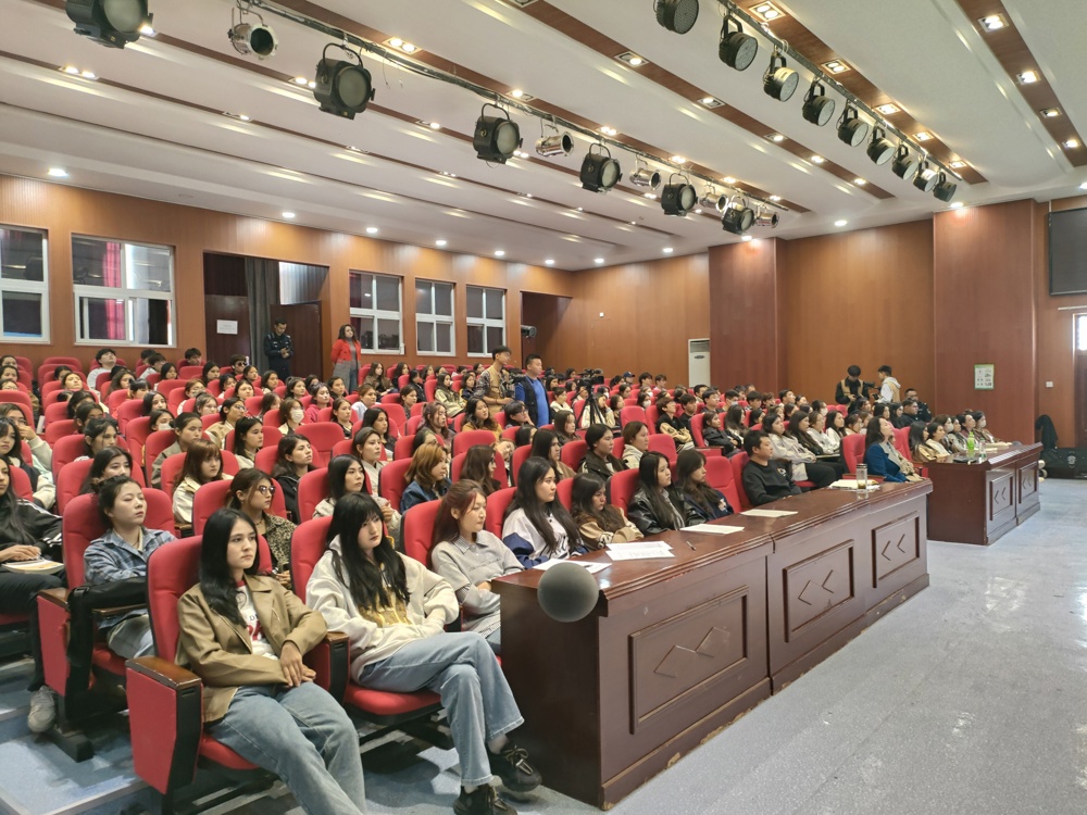 248537a92551699a46970fd79a00d613