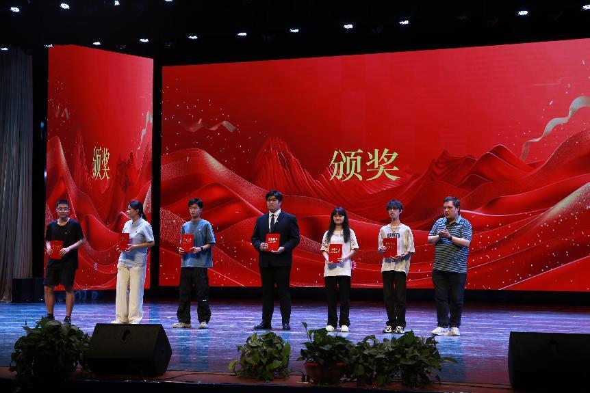 4c01bb286e1a645f4d44d937c7d16592