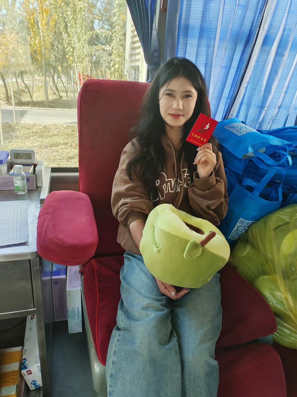 /home/kstz/Desktop/2024下半年/献血/献血照片/微信图片_20241104154542.jpg微信图片_20241104154542