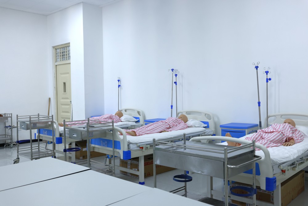 医学院基础护理实训室3