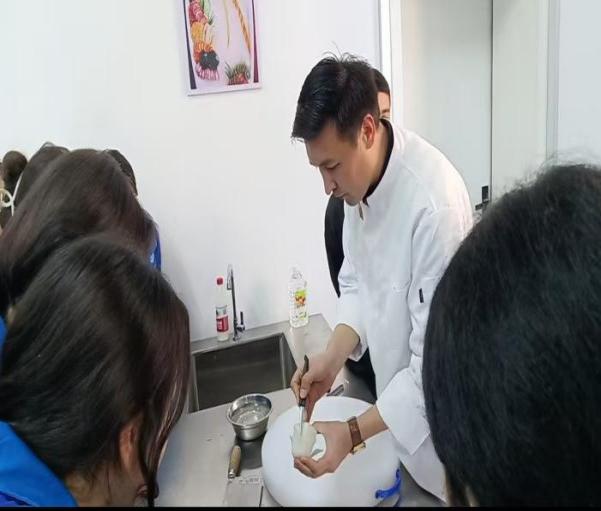 626930254de04a675c4a76acf18dcaa8